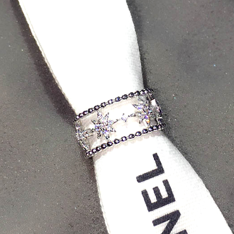 Wedding Superstar - Bague en cristal incrustée de super