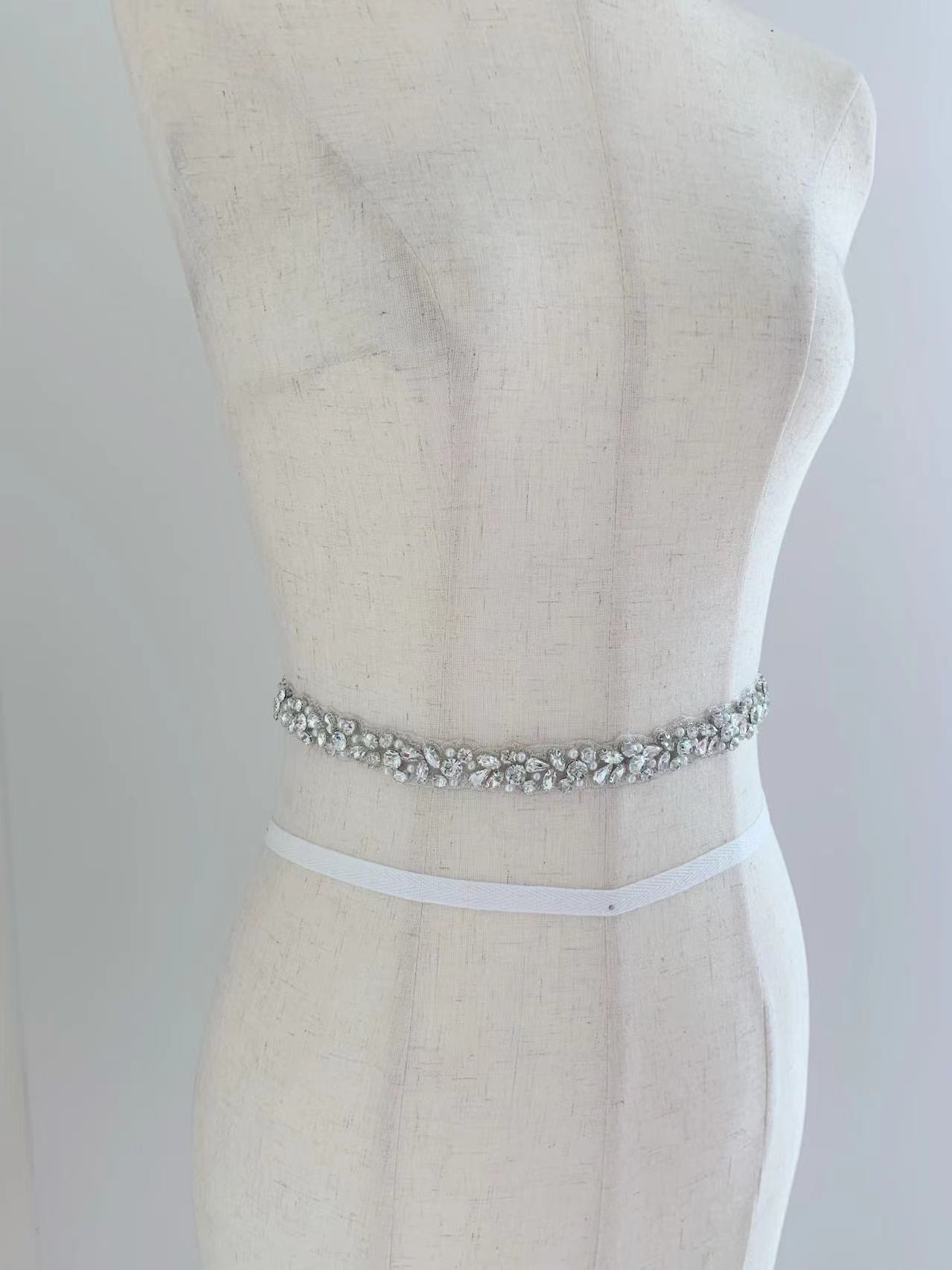 Garniture de ruban en strass e - Bridal Sash Ribbon avis et prix